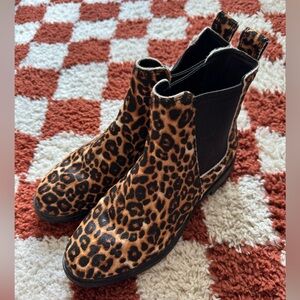 Clarks Leopard Chelsea Boots 7